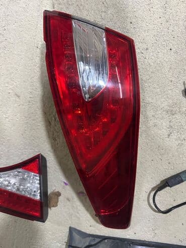 range rover stop: Kia k5 stop — 3