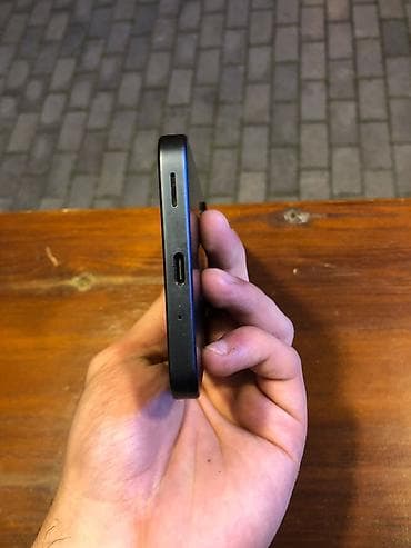 ekran samsung a50: Samsung Galaxy A16, 128 GB, rəng - Qara, Sensor — 3