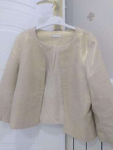 black squad kurtka: 2 defe geyinilib Dubaydan brend mağazadan baha alınıb razmer uyğun — 2