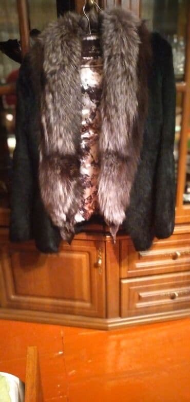 yuxuda kəlağayı görmək: Шуба. Как новая. 2раза носила. Реальному покупателю будет скидка — 3