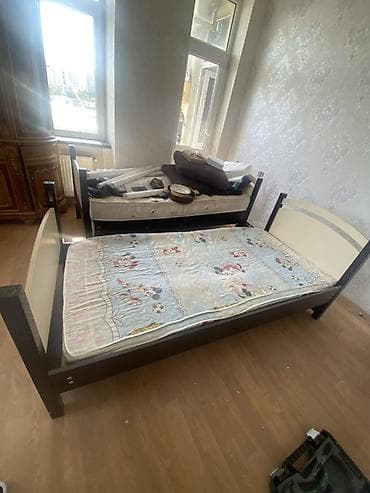 qravat: Oğlan və qız üçün, İşlənmiş, Çarpayı, Bazasız, Matrassız, Siyirməsiz — 3