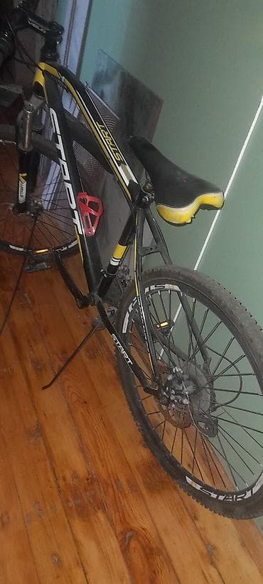 velasbetler: Start brend dağ velosipedi - Çərçivə: yüngül alaşımlı, qara-sarı rəng — 2
