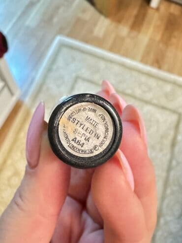 qaş boyası: Dodaq boyası — 3