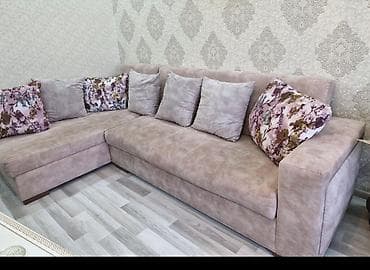 (Uqul divan) yaxwi veziyyetde hec bir prablemi yoxdur seliqeli iwlenib — 1