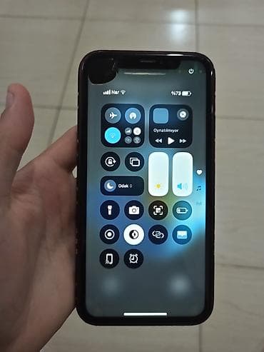 iphine 8 plus: IPhone Xr, 64 GB, Qara, Face ID — 2