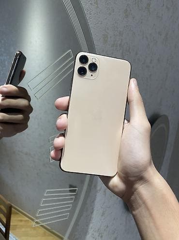 phone 11: IPhone 11 Pro Max, 256 GB, Qızılı, Face ID — 1