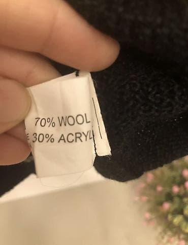 cins: Yuqoslaviya istehsalı,XL-52-54 razmer,qara yun jaket. Demək olar heç — 5