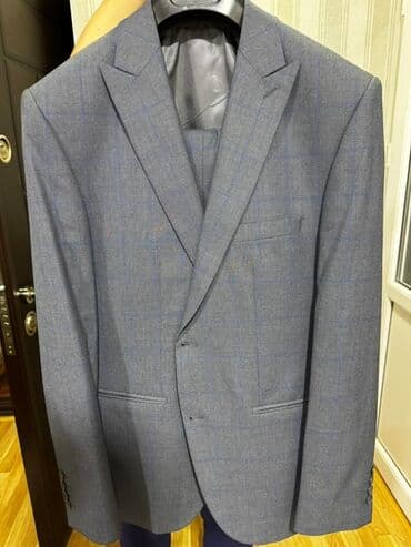 Üçlü kostyum dəst. CƏMİ 1CƏ DƏFƏ GEYİNİLİB tədbir üçün.Ölçü, material — 4