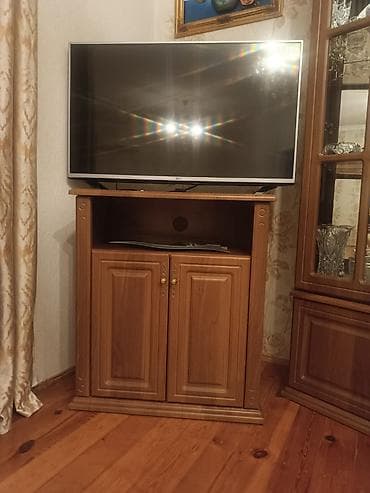 İşlənmiş, Düz TV altlığı, Polkalı, Laminat, Azərbaycan