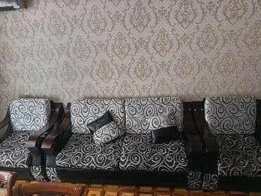 диван и 2 кресла мягкая мебель: Daxili interyerə uyğunlaşdırıla bilən bu yumşaq mebel dəsti, iki tək — 2