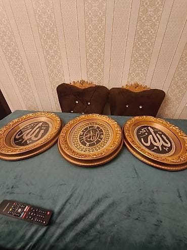 kubik daş: Divar saatları, Elektron — 3