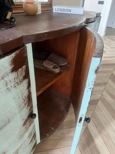 ev ucun yellencekler: Распашной, 3 двери Прямой шкаф, Сервант — 5