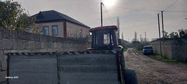 traktor qosqusu: Saz vəzyətdədir hec bir prablemi yoxdur tekərləri zil tekəridir əla — 1