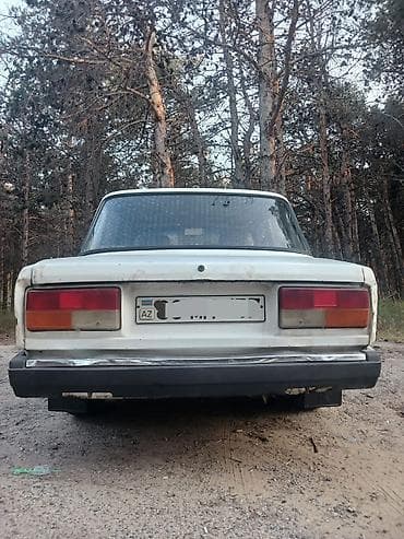 Nəqliyyat: VAZ (LADA) 2107: 1.5 l | 2005 il 167669 km Sedan — 2