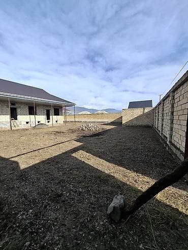 sabuncuda kreditle satilan heyet evleri: 4 otaqlı, 140 kv. m, Kredit yoxdur, Təmirsiz — 4