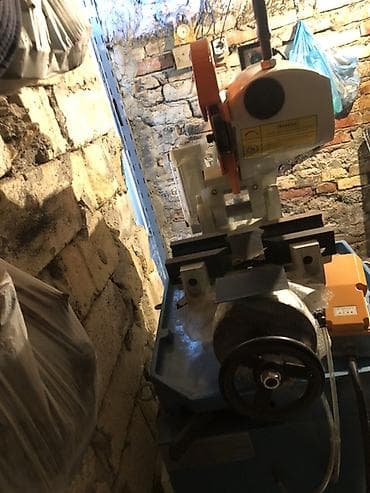 islenmis plastik qapi pencere: Metall üçün diskli kəsici dəzgah - Aşağıdakı fotolarda olan ağır tip — 5