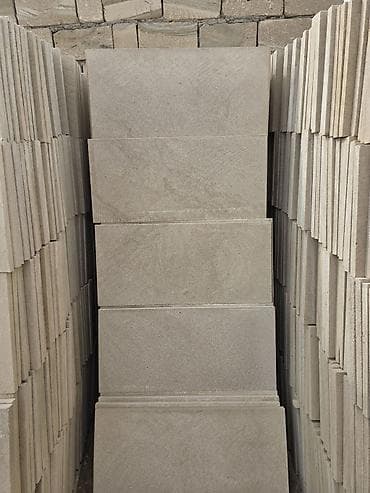 Təbii daş plitələr – fasad və döşəmə üçün Məhsul: kəsilmiş təbii daş