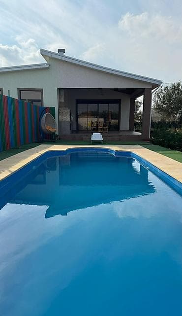 kiraye evler nizami metro: Buzovna Seabreeze yaxınlığında Endirimli qiymətə isti hovuzlu lyuks — 1