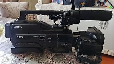Sony peşəkar video kamera – HD çəkiliş Sony HD-2000 model 64 yaddaş