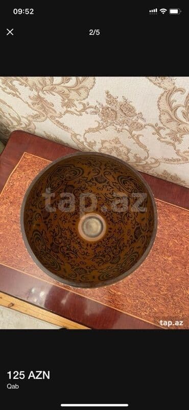 ad günü dekoru: Bir vaza, Metal — 2