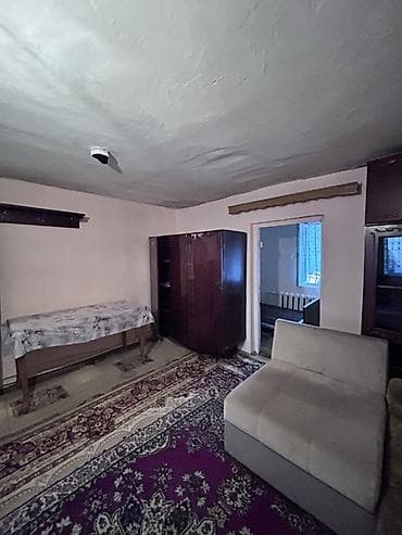 heyet evi gence: Neftçilər Ⓜ️ 2 dəqiqə məsafədə. 1 otaq + kiçik yatacax otagı — 4