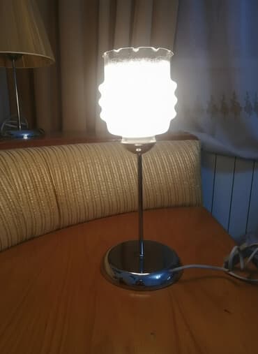 masa lampası: Fərqli şüşə plafonlarla gecə lampaları, bir dənəsi 10 azn. Həm — 1