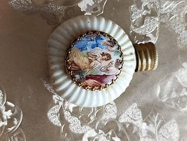 Qədimi üslubda kiçik ətir flakonu - Material: qab gövdəsi ağ, şaquli — 2