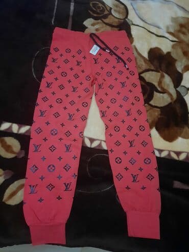 Сарафаны: - Naxış: bütün səthdə loqo və fiqurlu print - Model: daralan ətək — 2