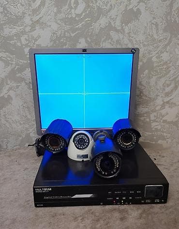 Monitor DVR 4 çıxışlidir 4 ədəd kamera gündüz gecə görüntülü. 500 GB — 1
