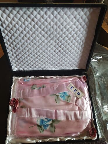 gece koynekleri: Tezedirler. Desmal naboruda, Gece geyim dəstləri de — 6