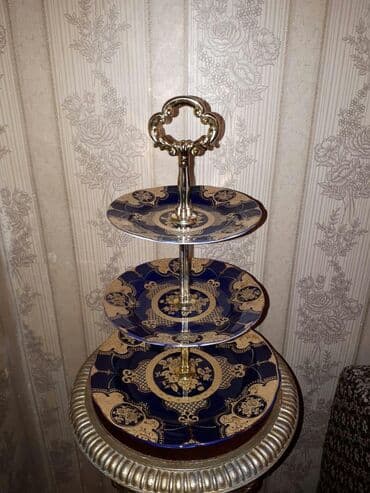 tort qab: Tort və şiriniyyat qabı — 1