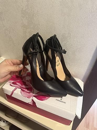 hündür daban ayaqqabı: Qadın yüksək daban ayaqqabısı - Rəng: qara - Model: sivri burunlu — 2