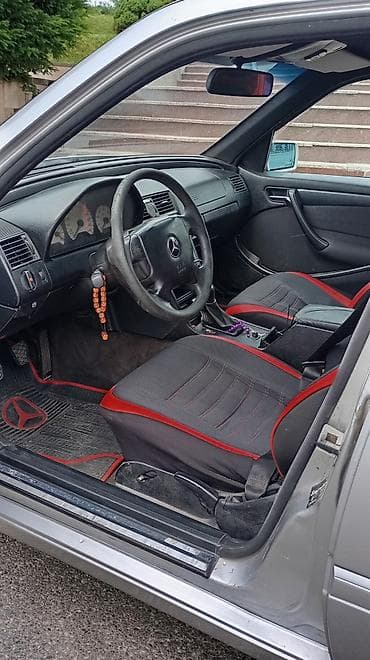 mercedes sprinter 7 1: Mercedes-Benz C-Class: 1.8 l | 1998 il Sedan — 4