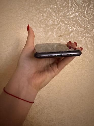 iphon xr: IPhone 11, 64 GB, Qara, Face ID — 2