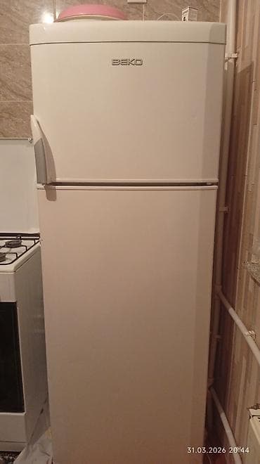 samsung 72 62: 2 qapılı Beko Soyuducu Satılır, rəng - Ağ — 1