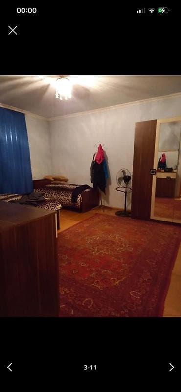 ev elani yerlesdir: Geniş və işıqlı mənzil otaqları. Şəkillərdə yataq otağı və mətbəx — 9