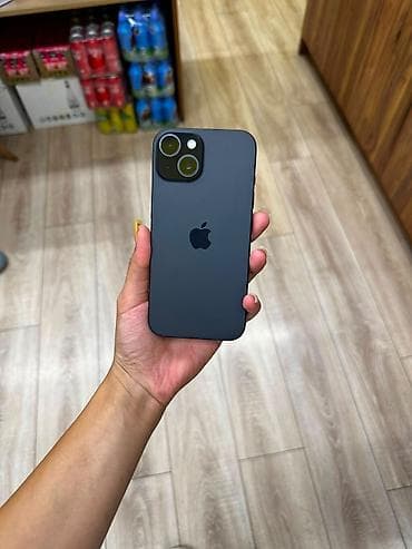 apple macbook: IPhone 15, 256 GB, Black Titanium — 1