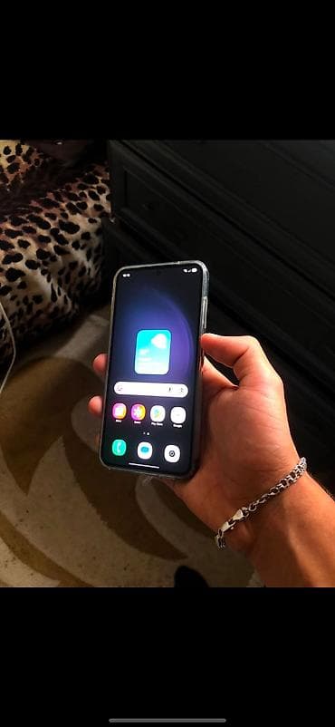Samsung Galaxy S23, rəng - Qara
