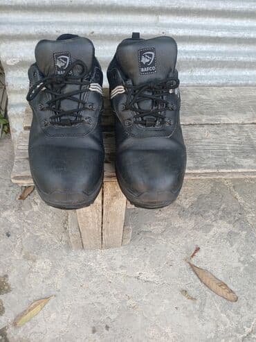 botinkalar, çəkmələr: Qara rəngdə, yüksək dabanlı, bağcıqlı BAFCO firmasının iş çəkmələri — 1