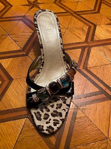 Uqqilər: Sabo, Ölçü: 37, rəng - Qara, İşlənmiş — 8