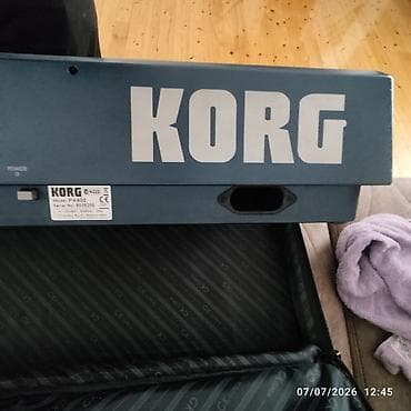 elekt: Korg Pa800 aranjiman sintezator - Model: Korg Pa800 (etiketdə — 4