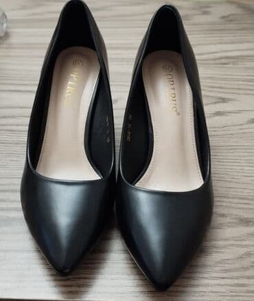 школьные туфли: Туфли, Размер: 39, цвет - Черный, Новый — 1