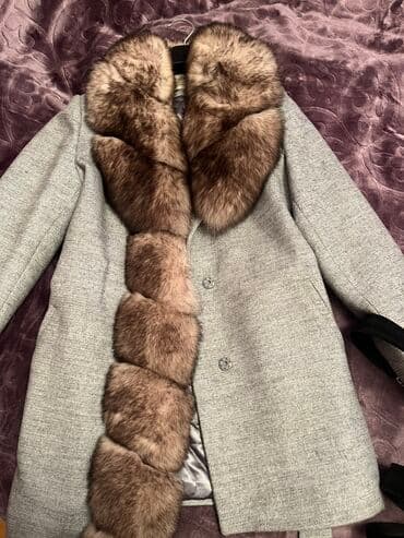 marmotdan qadın şubaları: Palto-çox az istifadə olunub.Demək olar yeni kimidir.Rəngi bozdur.Xəzi — 4