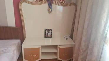 полка для книг: Б/у, Прямой ТВ стенд, С полками, Азербайджан — 1