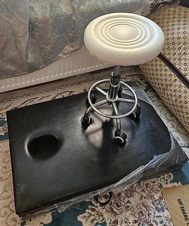Nigar3. Kuşetqa və oturacaq 2 si birlikdə satılır. 110 Zn. Hec bir — 1