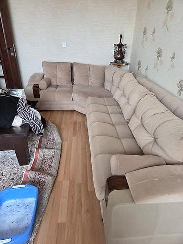 Divanlar: Künc divan, Açılmayan, Bazasız, Parça, Çatdırılma yoxdur — 1