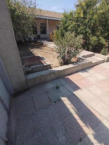 maştaga: 4 otaqlı, 100 kv. m, Kredit yoxdur, Orta təmir — 6