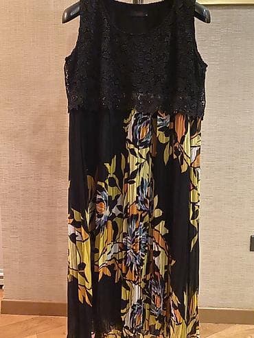 Qadın paltarı – şifon və krujeva detalli - Üst hissə: qara krujeva