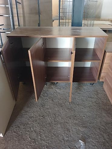 dolab ofis: Ağac naxışlı, 3 qapılı saxlama şkafı - Material: laminat/LDSP ağac — 2