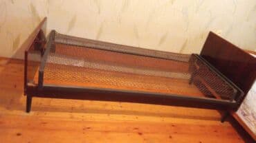 demir çarpayı: İşlənmiş, Təknəfərlik çarpayı, Bazasız, Matrassız, Siyirməsiz, Rusiya — 2